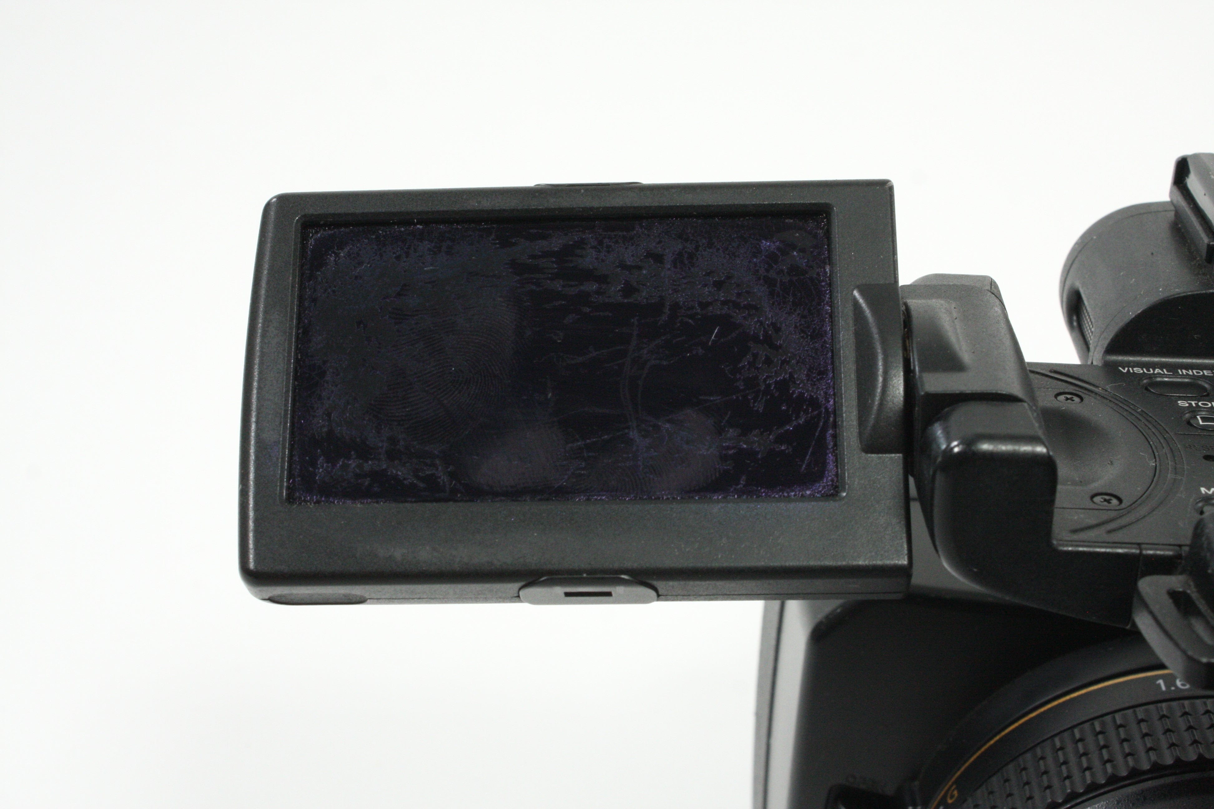 Sony HXR-NX5U NXCAM Professional Camcorder - 550  hours usage - Selling as-is.