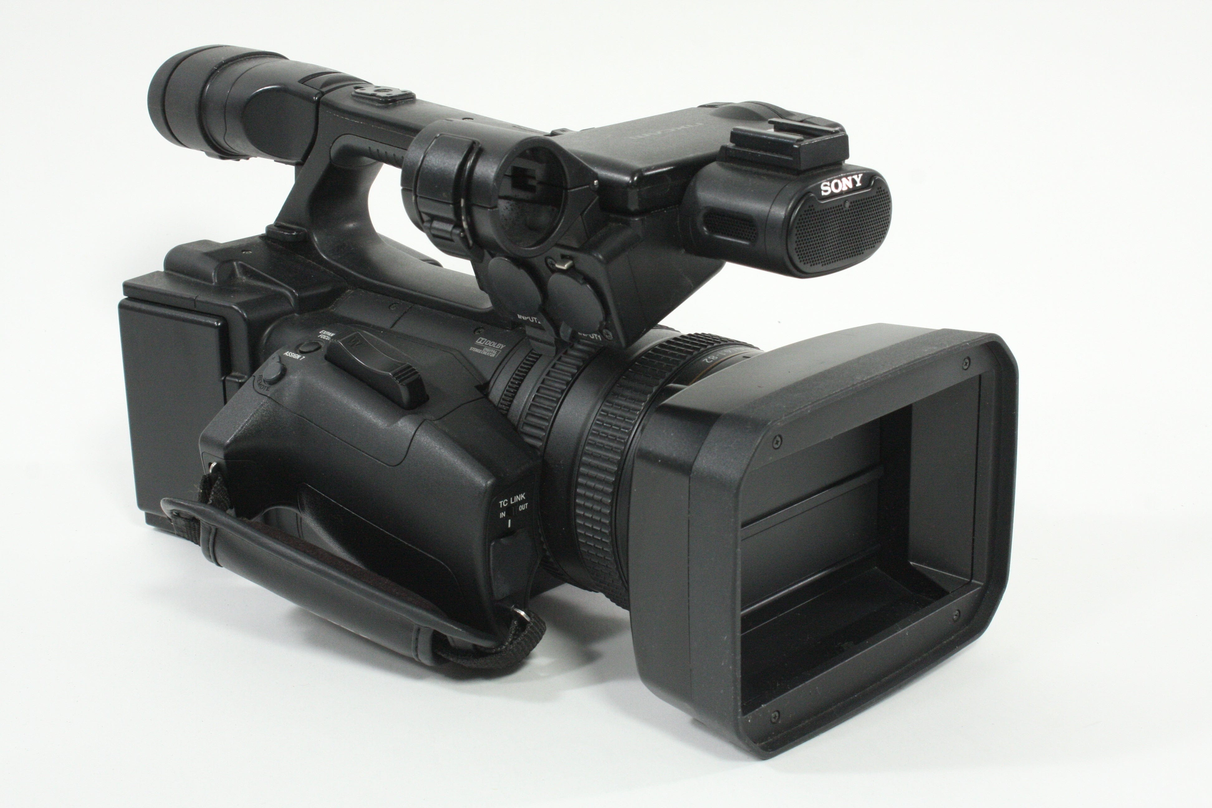 Sony HXR-NX5U NXCAM Professional Camcorder - 550  hours usage - Selling as-is.