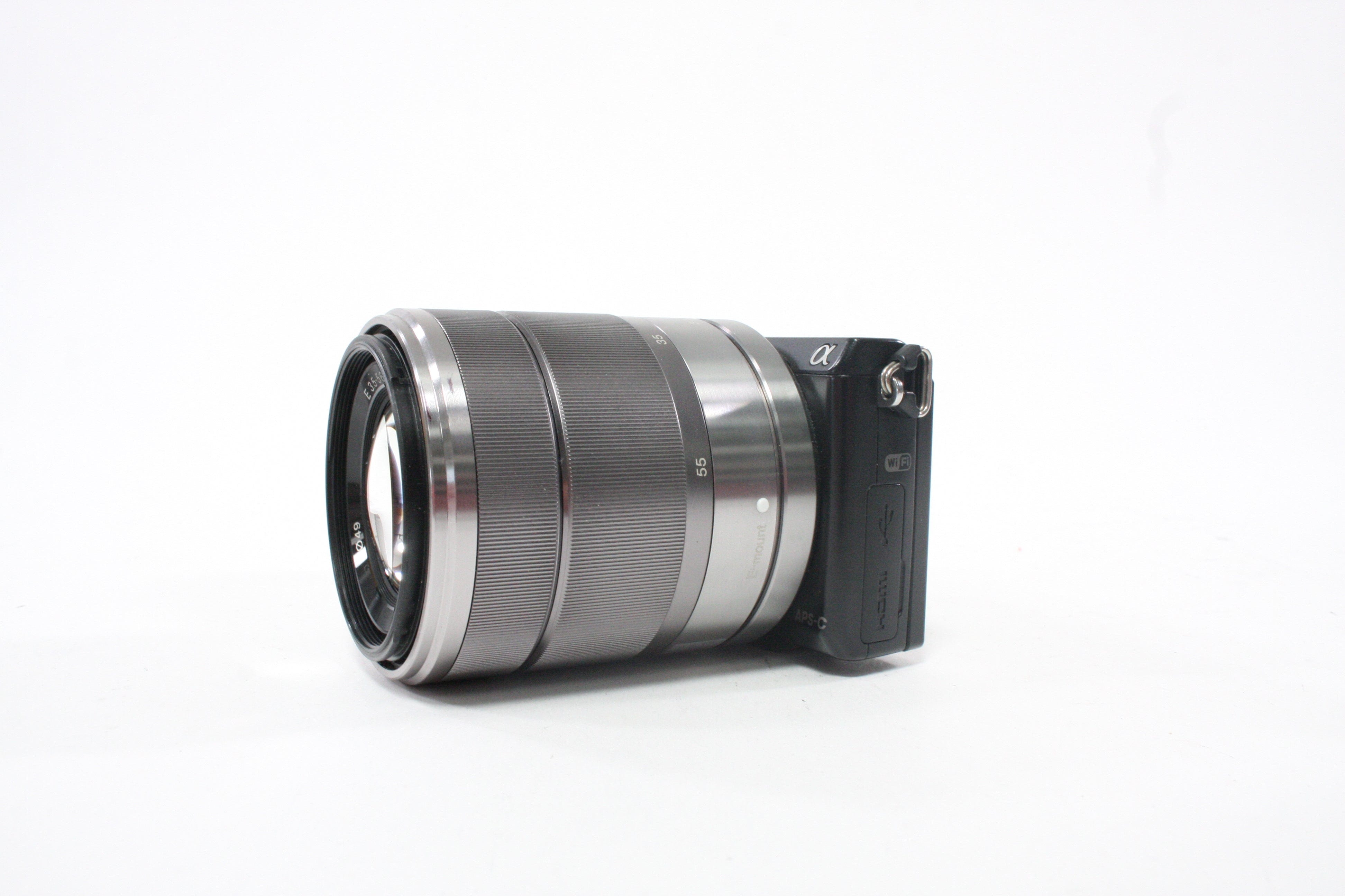 Sony NEX-5R Digital Mirrorless Camera with 18-55mm f/f/3.5-5.6 OSS Lens