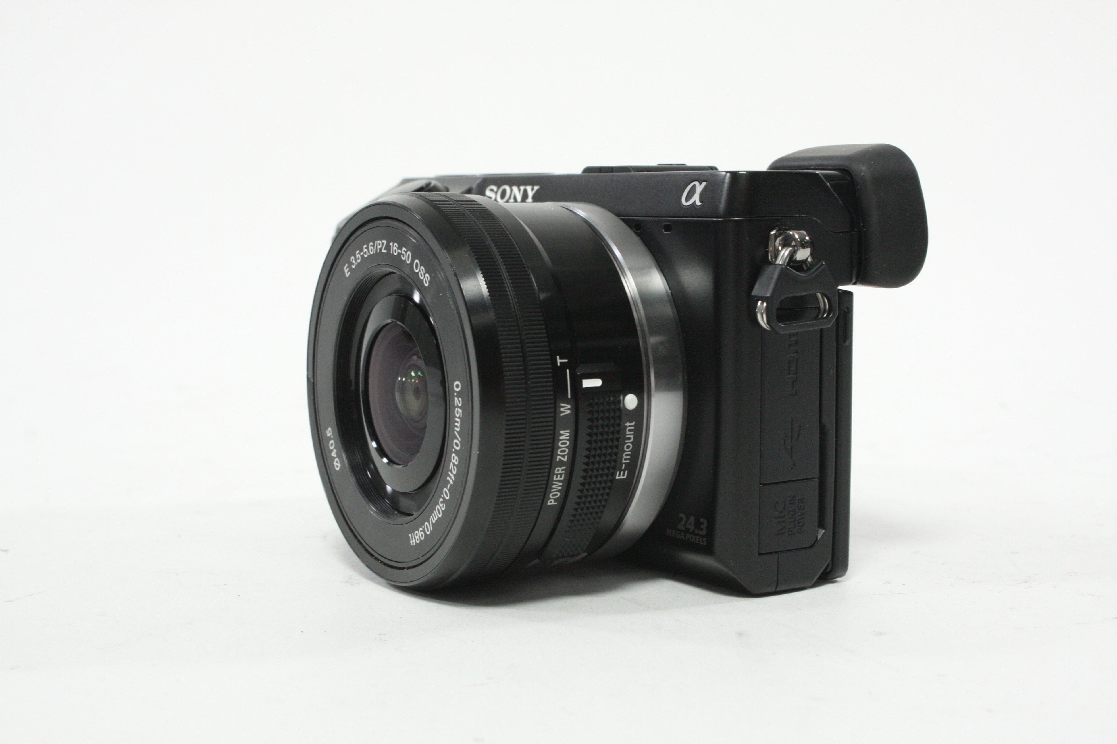 Sony NEX-7 Mirrorless Digital Camera with 16-20mm f/3.5-5.6 E OSS Shutter Count 1,188