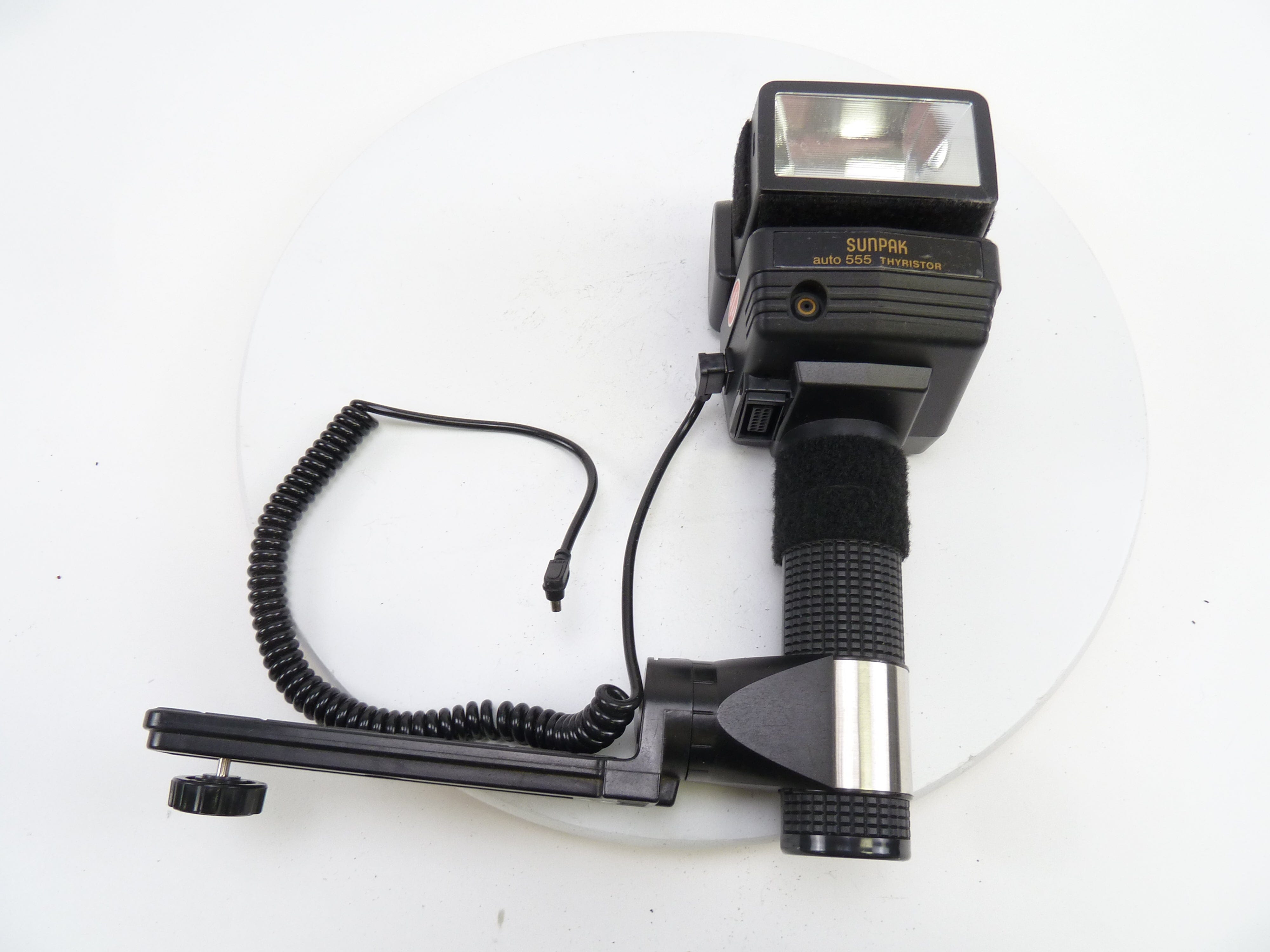 Sunpak 555 Handle Mount Flash with Brackets and Cords