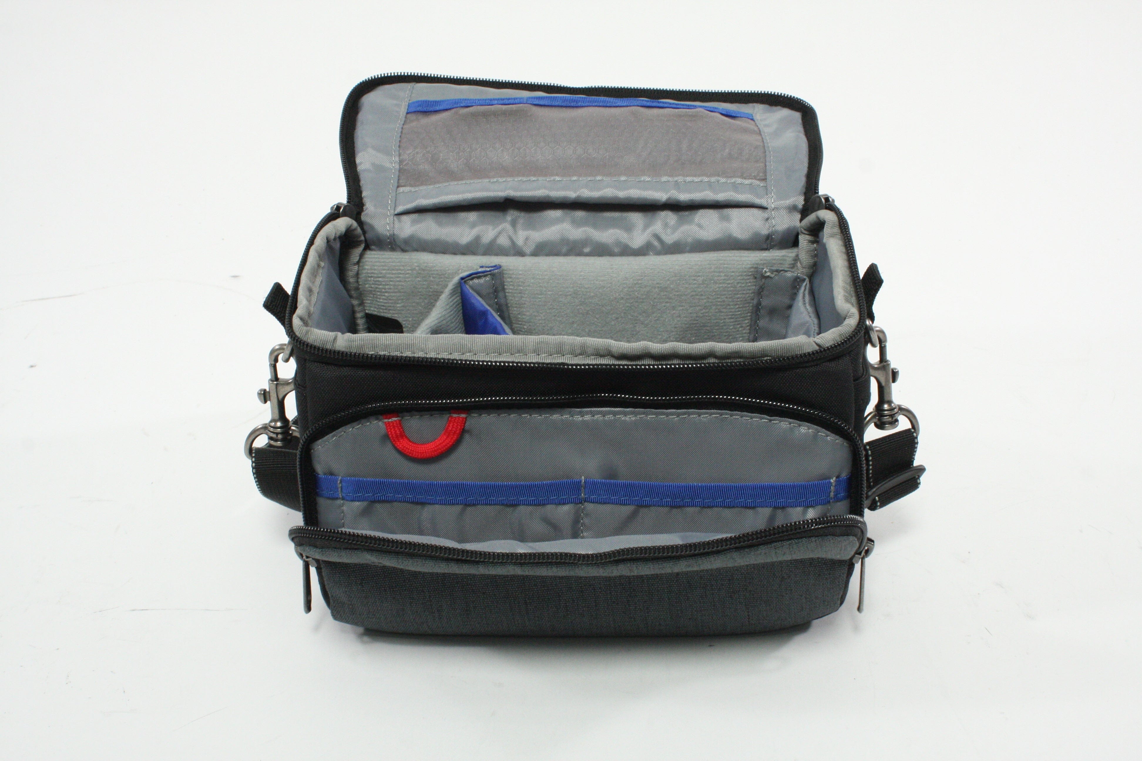 ThinkTank Mirrorless Mover 20 Shoulder Bag