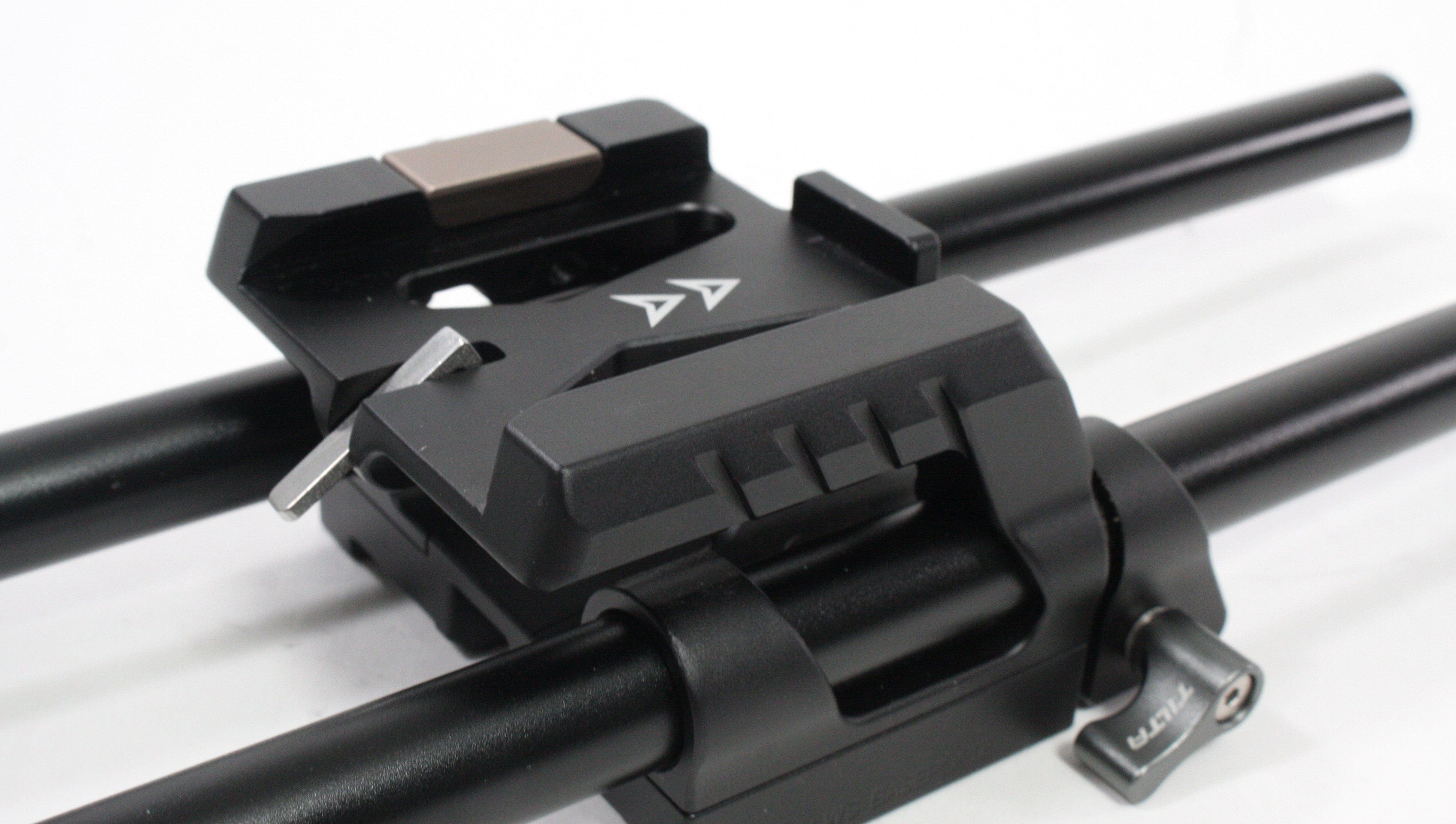 Tilta 15mm LWS Baseplate Type IV (for Red Komodo/Sony FX3) Standard Dovetails or ARRI