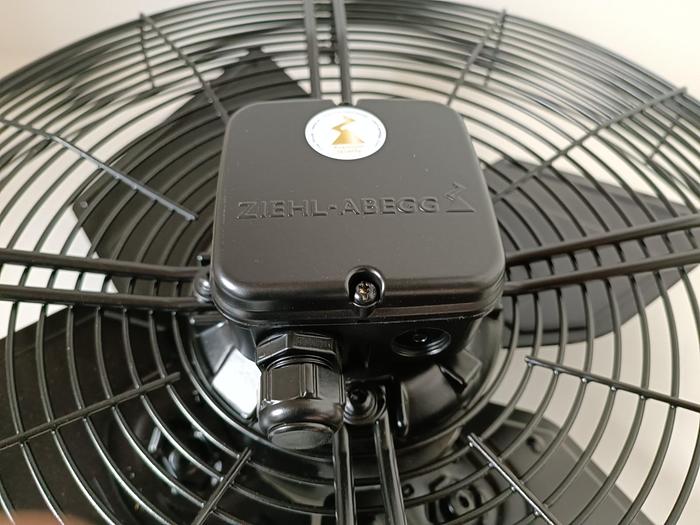 FB050-VDK.4F.V4L 400V ZIEHL-ABEGG Axial Fan 0.58/0.44kW 1.05/0.71A 1350/1030rpm