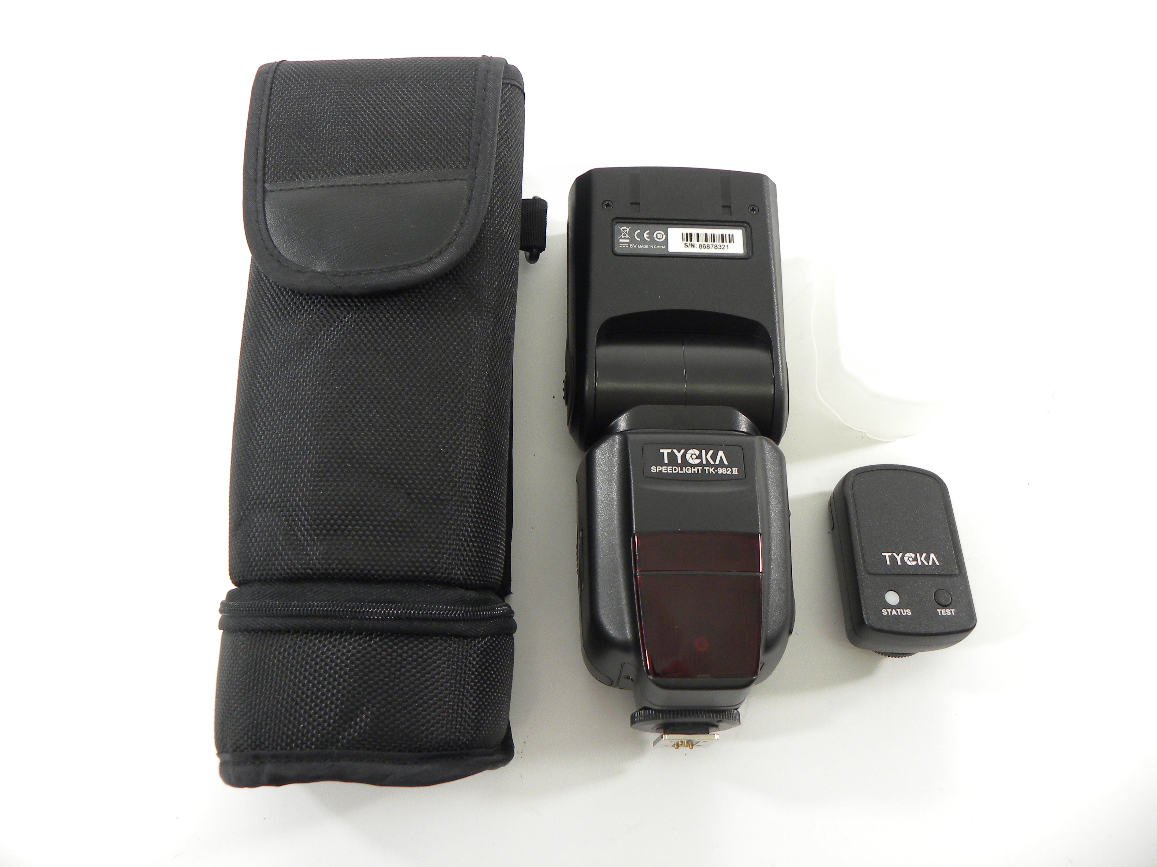 Tycka Speedlight TK-982 II Nikon Mount Flash w/Transmitter