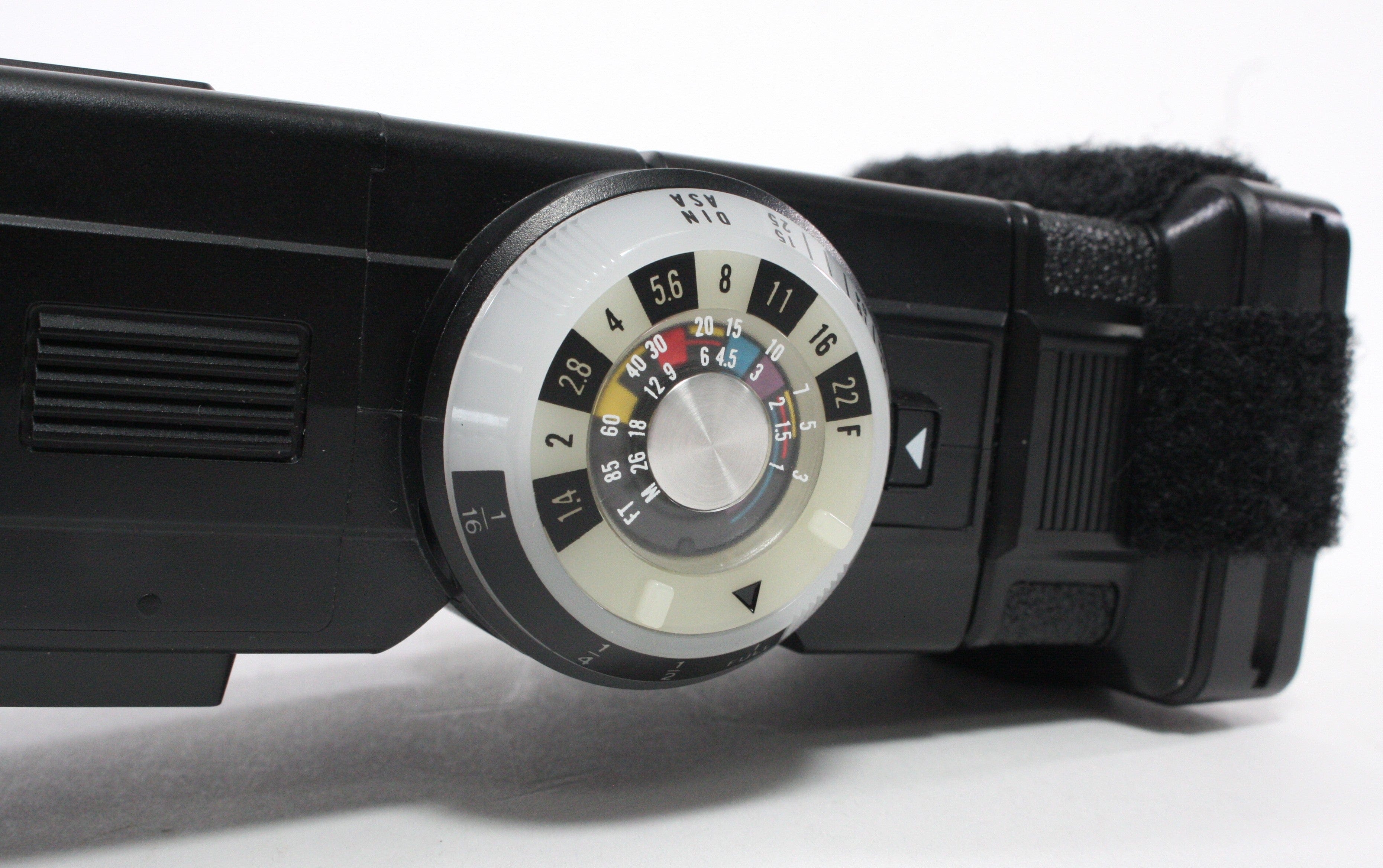 Vivitar 285HV Zoom Thyristor Flash Unit