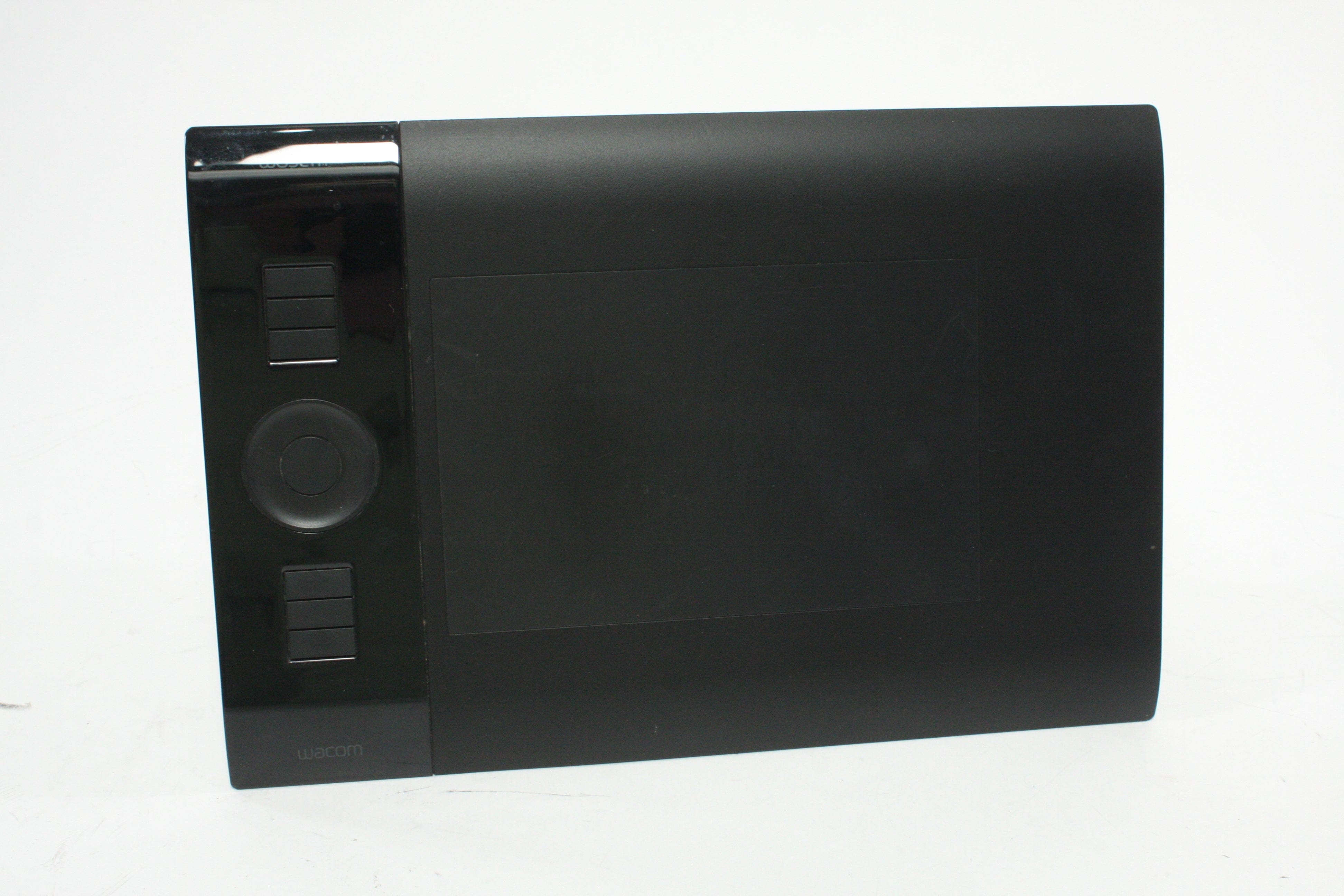 Wacom PTK-440 Tablet with Accessories