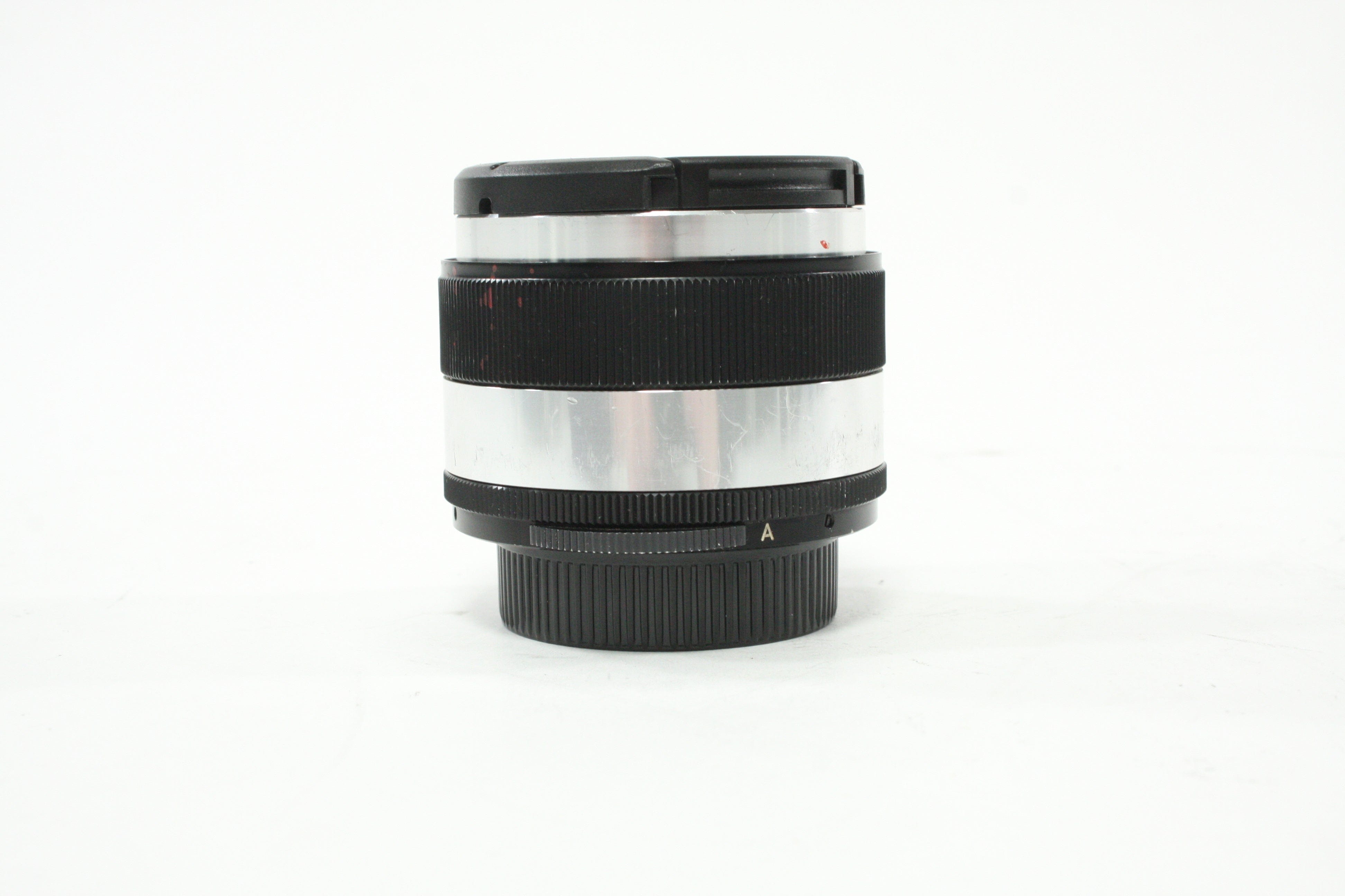 Yashica 50mm f/2 Auto Yashinon-DX Lens for M42 Mount